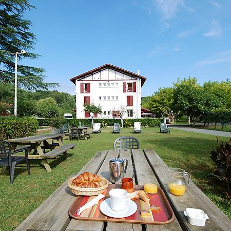 Hotel Pyrenees Atlantique Сен-Пе-сюр-Нивель Экстерьер фото